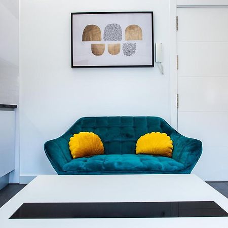 Apartamentos Hervas Suites ภายนอก รูปภาพ