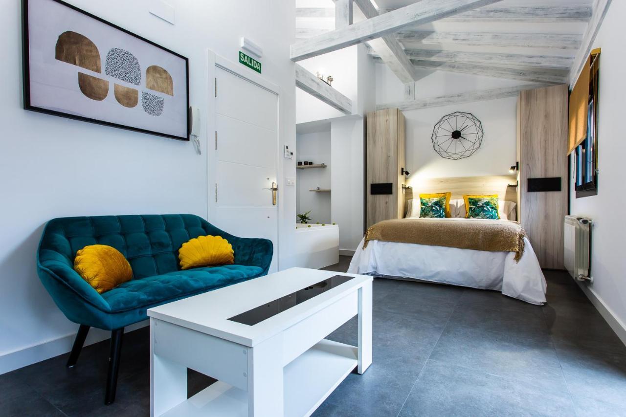 Apartamentos Hervas Suites ภายนอก รูปภาพ