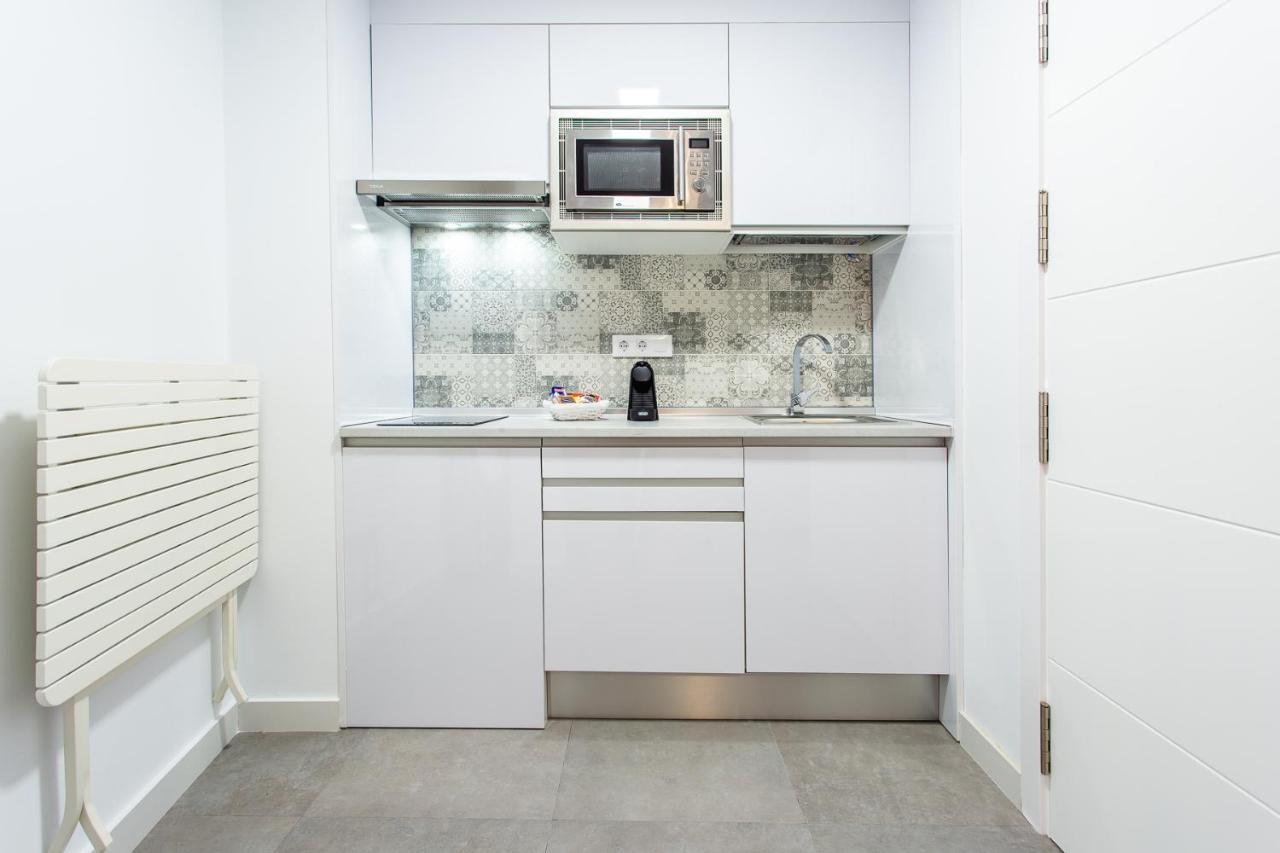 Apartamentos Hervas Suites ภายนอก รูปภาพ