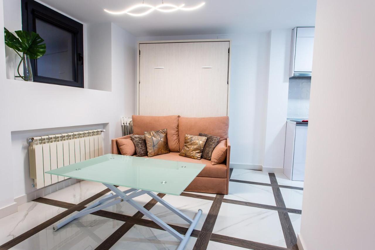 Apartamentos Hervas Suites ภายนอก รูปภาพ