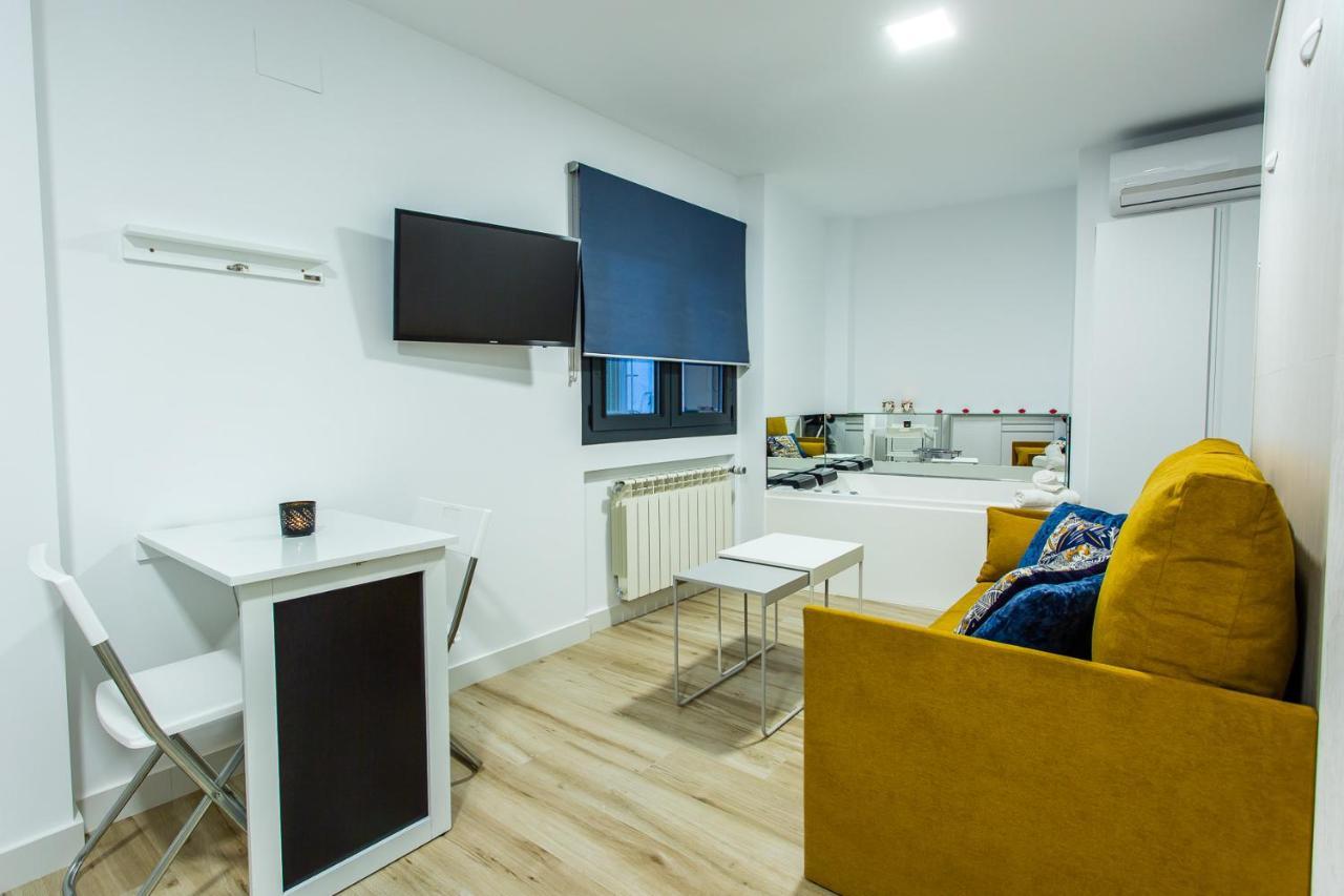 Apartamentos Hervas Suites ภายนอก รูปภาพ