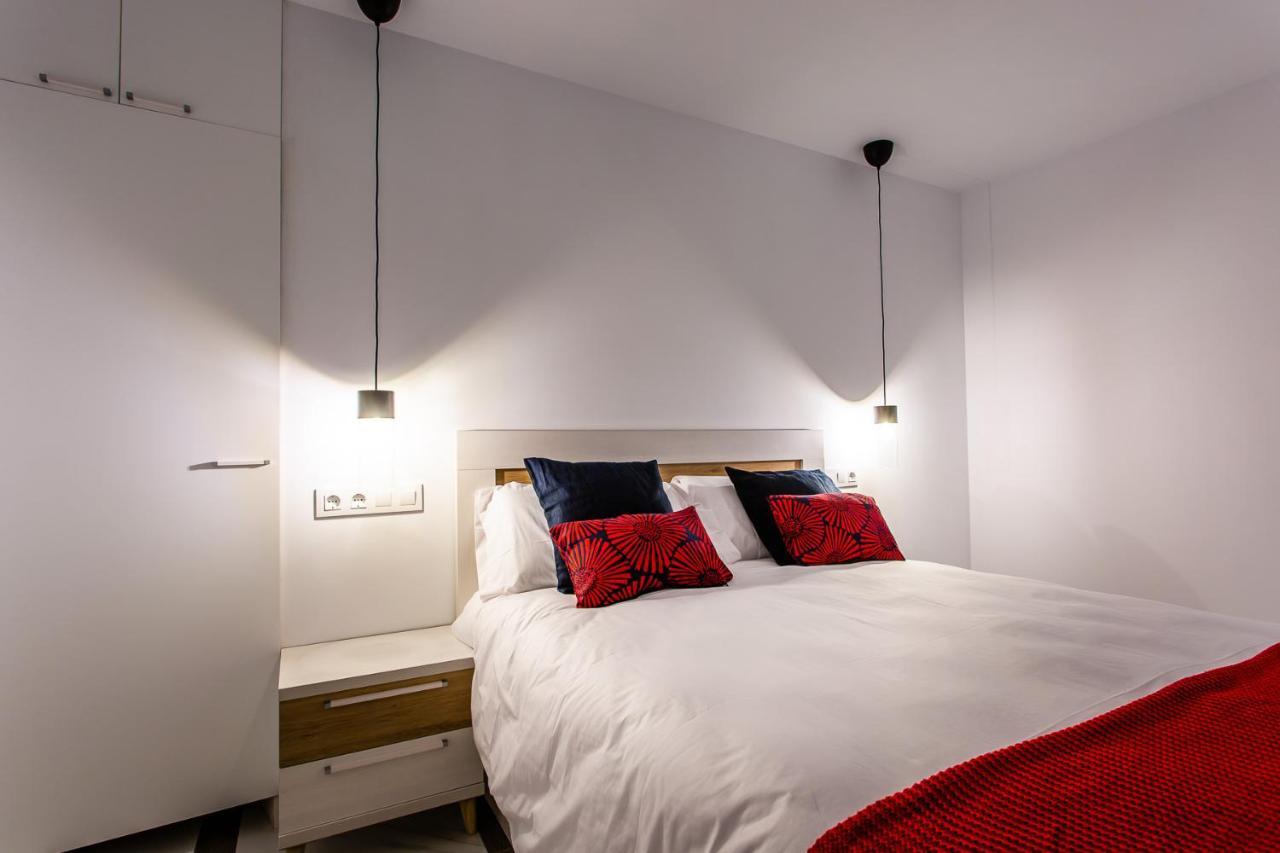 Apartamentos Hervas Suites ภายนอก รูปภาพ