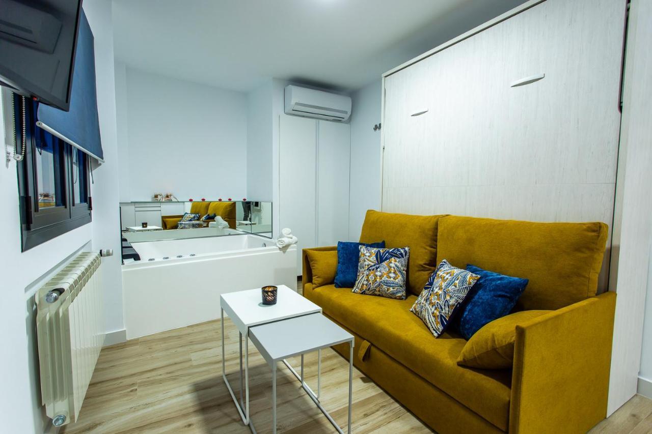 Apartamentos Hervas Suites ภายนอก รูปภาพ
